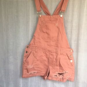 Cute salmon/dusty pink overalls 🍑